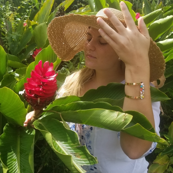 Floppy Hat - Picture 2 of 3